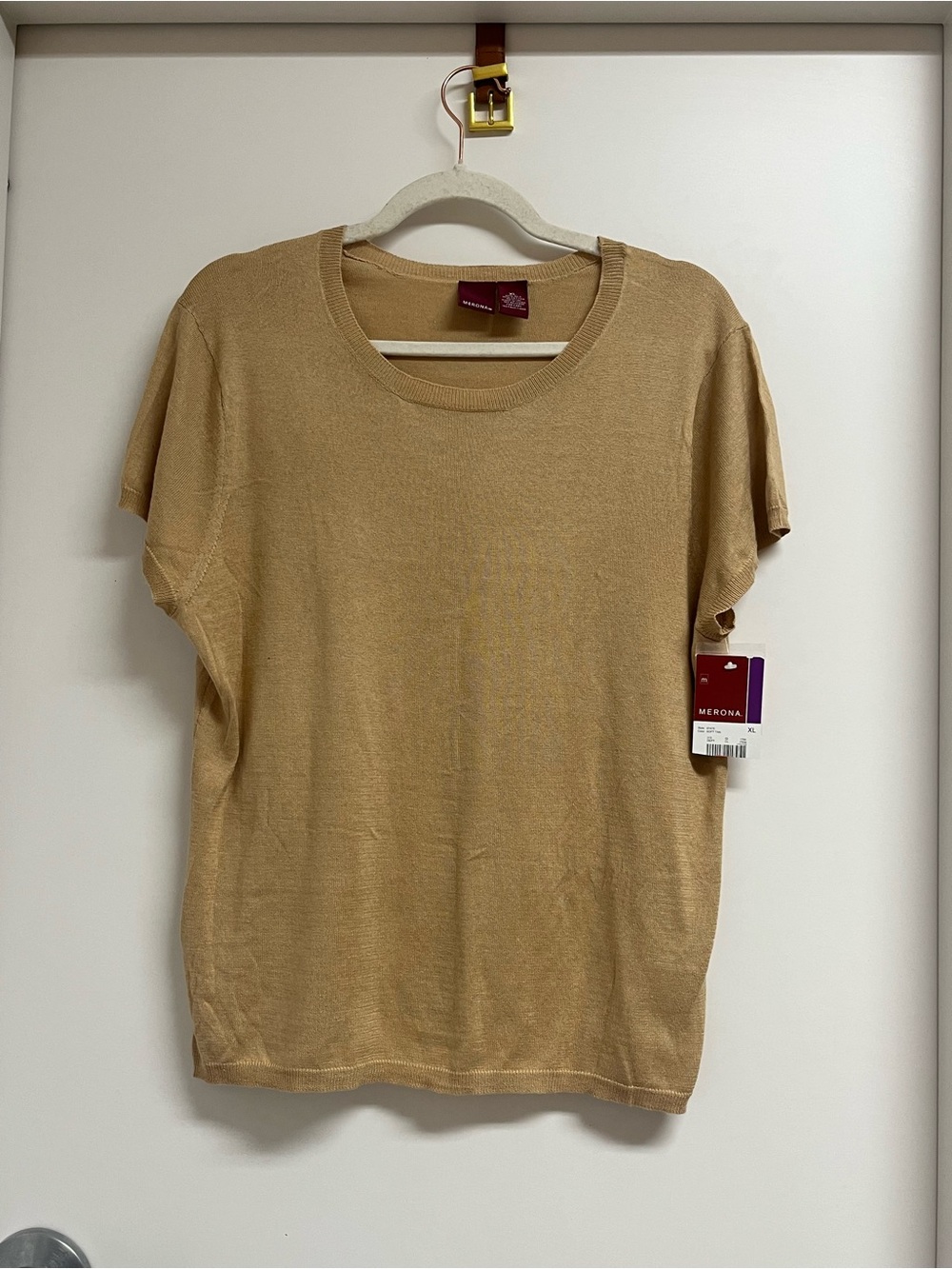 80% Silk Merona women’s Camel Short-Sleeve Knit Shirt, No-153